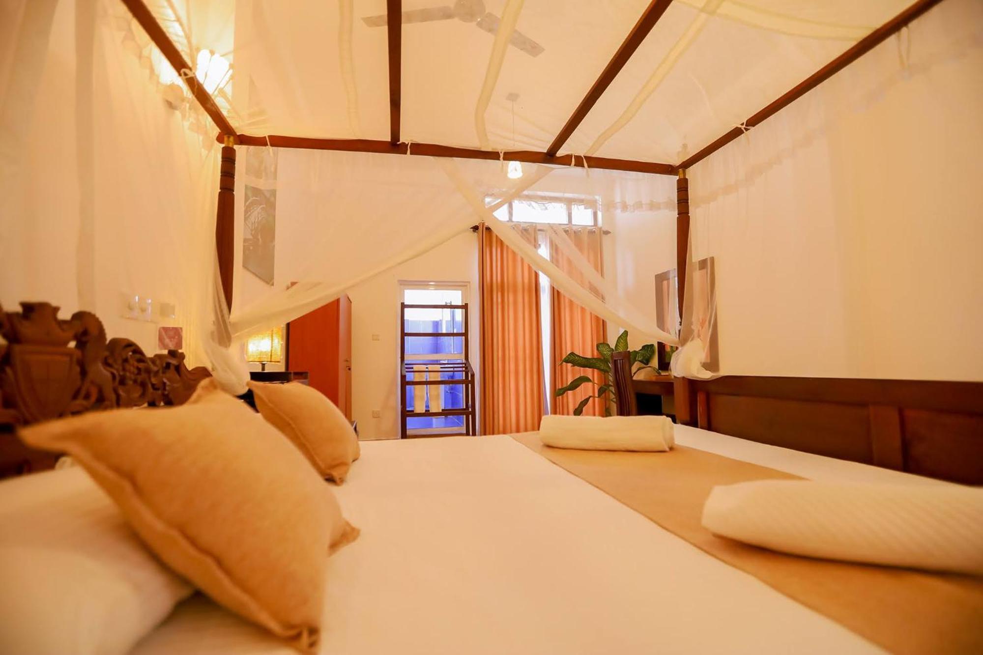 Nibbana Mirissa Hotel Екстериор снимка